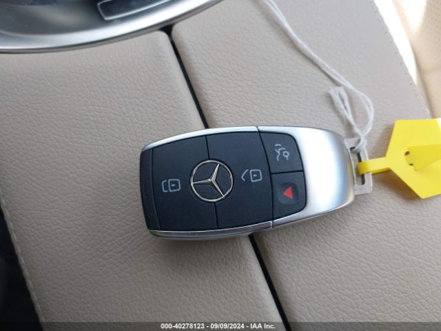 W1KWF8EBXMR609654 Mercedes-Benz C 300 4matic