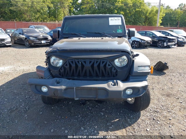 1C4GJXAG9JW143768 Jeep Wrangler Sport S 4x4