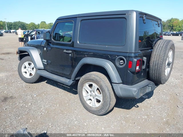 1C4GJXAG9JW143768 Jeep Wrangler Sport S 4x4