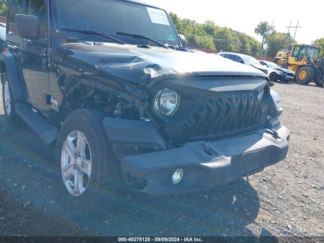 1C4GJXAG9JW143768 Jeep Wrangler Sport S 4x4