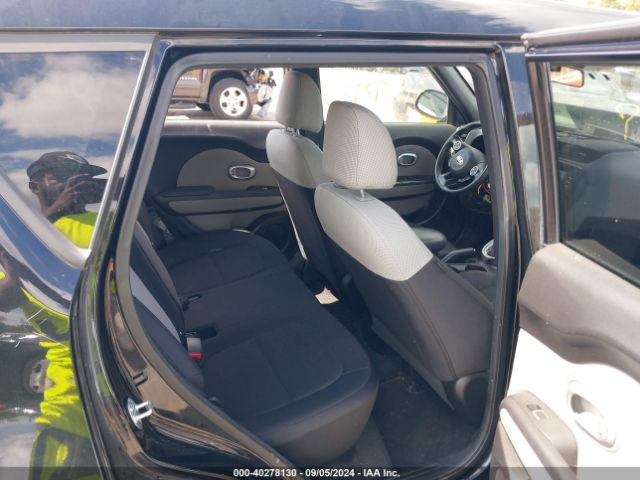 KNDJN2A29J7593285 KIA Soul