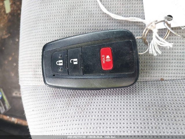 Toyota COROLLA SE 2021 JTND4MBE8M3118058 Image 11
