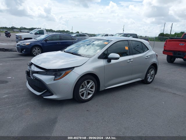 Toyota COROLLA SE 2021 JTND4MBE8M3118058 Image 2