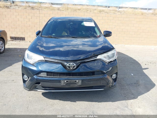 Toyota Rav4 Xle 2017 JTMWFREV5HJ717484 Image 12