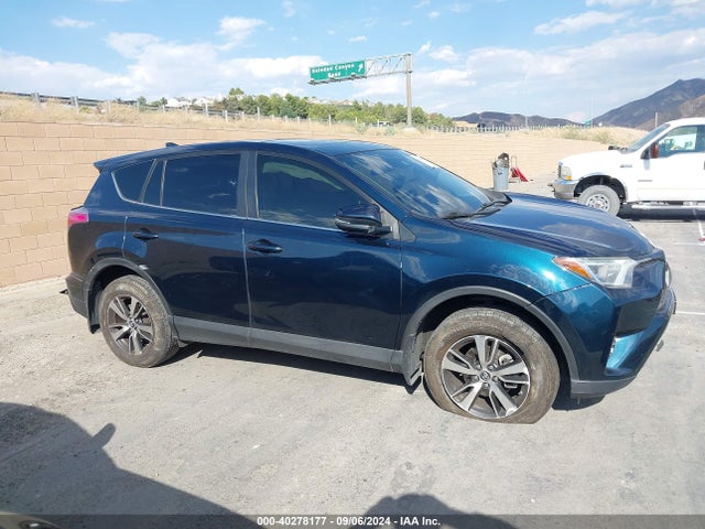 Toyota Rav4 Xle 2017 JTMWFREV5HJ717484 Image 13