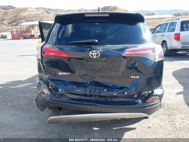 Toyota Rav4 Xle 2017 JTMWFREV5HJ717484 Image 6
