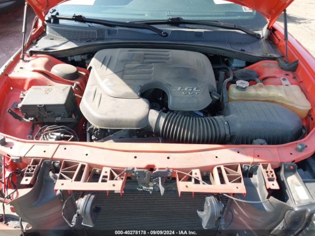 2C3CDXHG2JH125062 Dodge Charger Sxt Plus Rwd