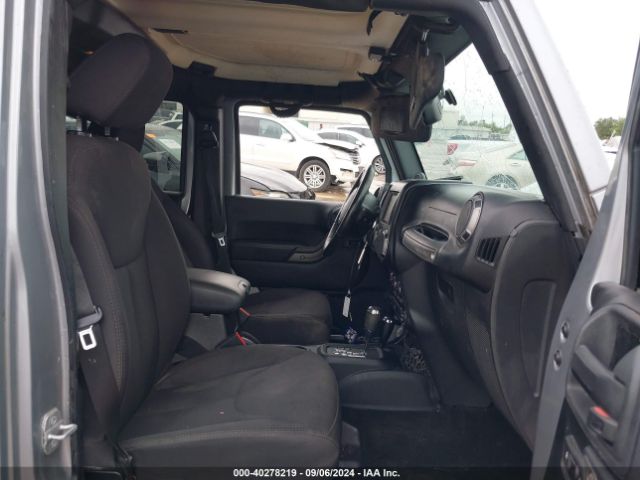 1C4BJWDG9EL177779 Jeep Wrangler Unlimited Sport