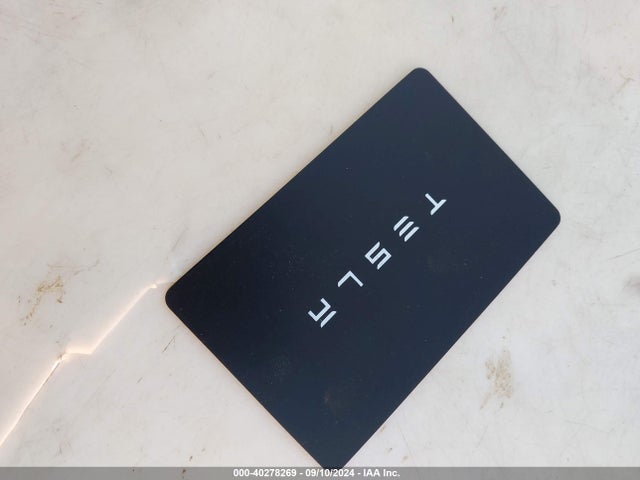2024 TESLA MODEL Y 7SAYGDEEXRF014709 Photo 10
