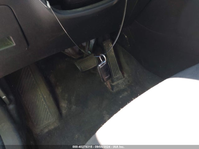 KIA SOUL + 2014 KNDJP3A58E7016649 Image 11