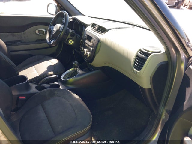 KIA SOUL + 2014 KNDJP3A58E7016649 Image 5