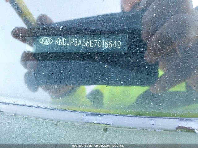 KIA SOUL + 2014 KNDJP3A58E7016649 Image 9