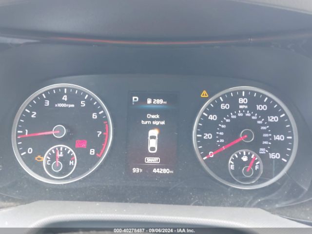 5XXG24J22NG107007 KIA K5 LX