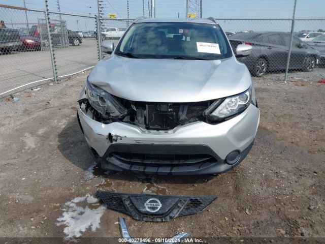 JN1BJ1CR2JW292113 Nissan Rogue Sport Sv