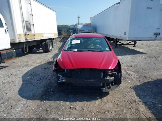 5NPE24AFXKH807108 Hyundai SONATA SE