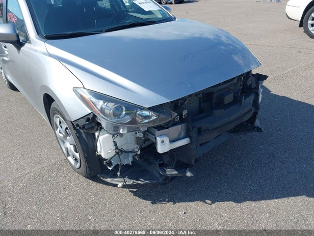 Mazda Mazda3 I Sport 2016 JM1BM1J79G1304849 Image 13