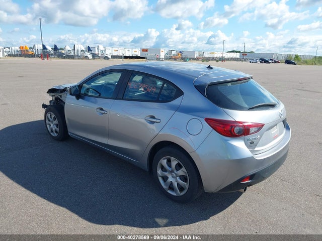 Mazda Mazda3 I Sport 2016 JM1BM1J79G1304849 Image 3