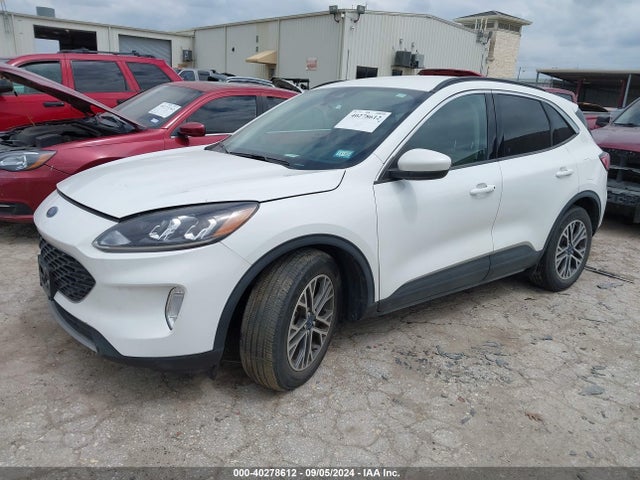 Ford ESCAPE SEL 2020 1FMCU0H6XLUB45646 Image 2