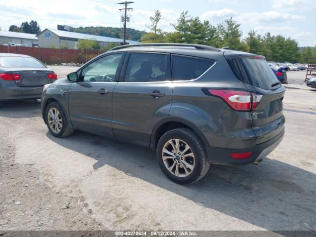 1FMCU9GD3JUC11732 Ford ESCAPE SE
