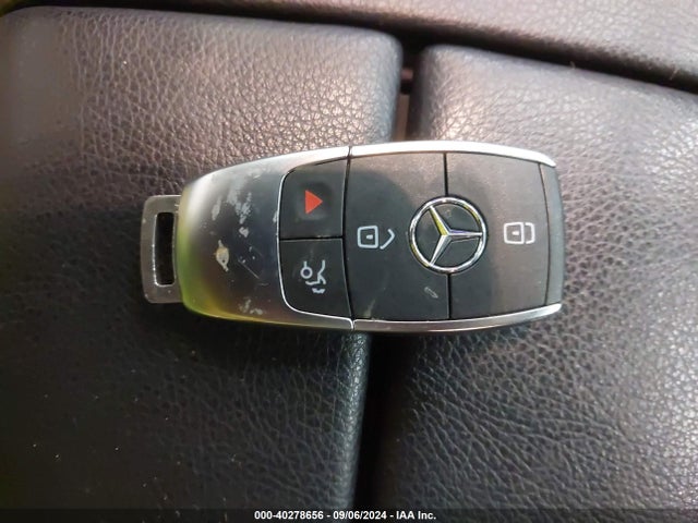4JGFF5KE1MA404662 Mercedes-Benz Gls 450 4matic