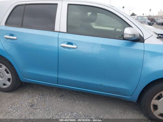 JTKKUPB46E1043063 Scion XD