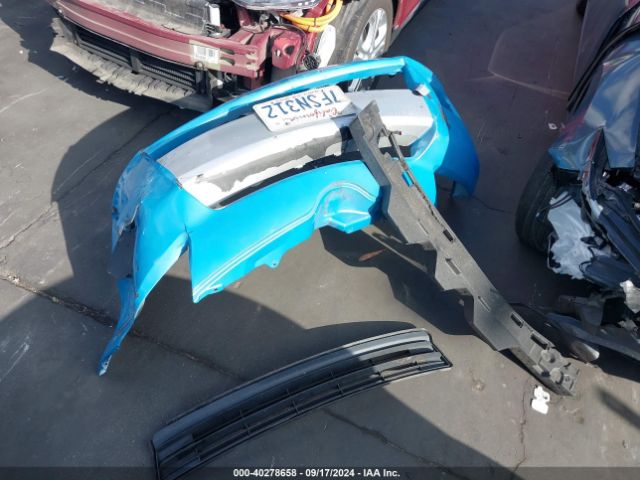 JTKKUPB46E1043063 Scion XD