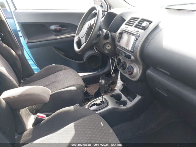 JTKKUPB46E1043063 Scion XD