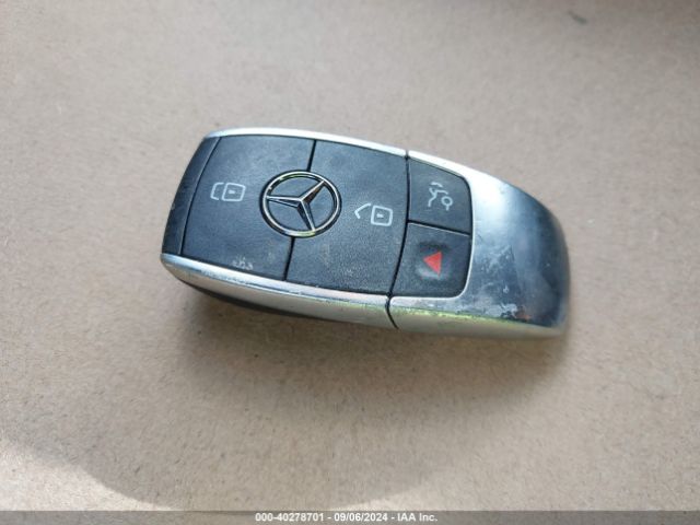 W1K3G4EB7NJ327884 Mercedes-Benz A 220