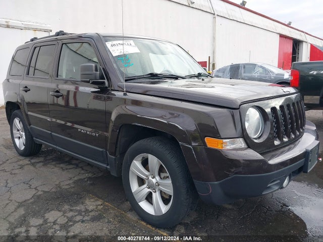 1C4NJPFA8ED608635 Jeep Patriot Latitude