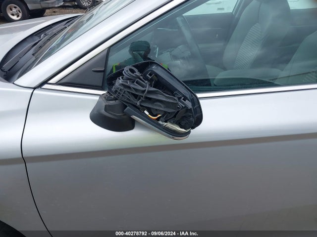 Toyota CAMRY SE 2022 4T1G11AK0NU680494 Image 6