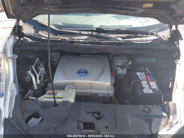1N4AZ0CP4FC325721 Nissan Leaf Sl