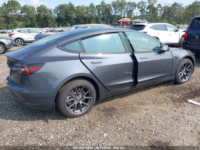 Tesla Model 3 Rear-wheel Drive 2023 5YJ3E1EA1PF692058 Image 4