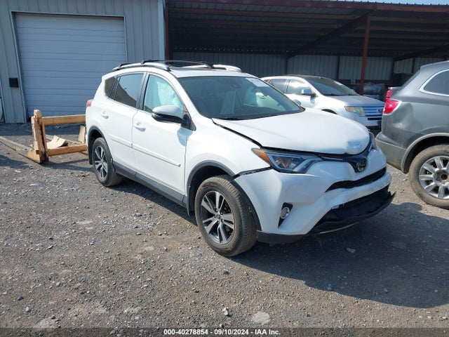 2018 2T3WFREV5JW416950 main image