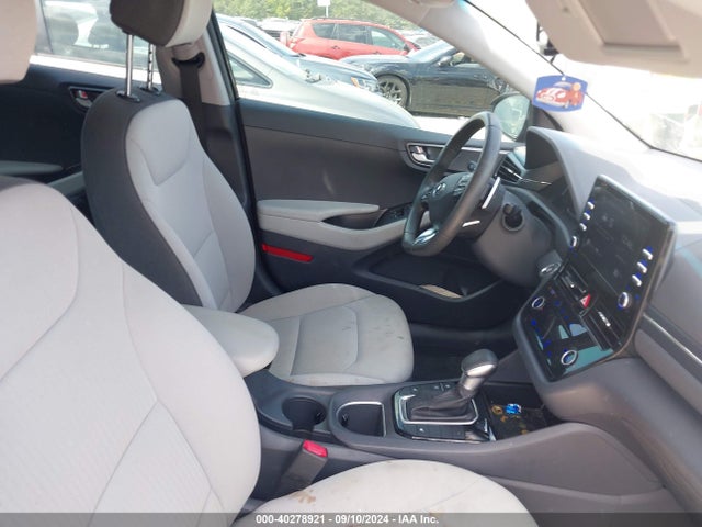 KMHC75LC6NU269210 Hyundai Ioniq Hybrid Se
