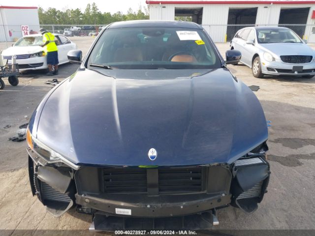 ZN661YUM6PX438993 Maserati Levante Modena
