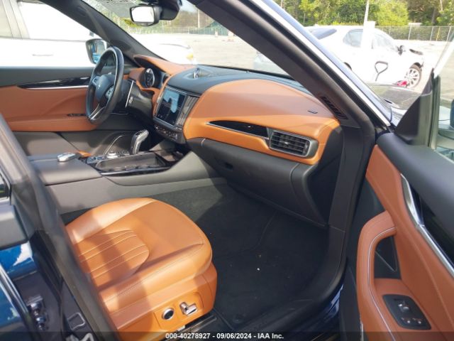 ZN661YUM6PX438993 Maserati Levante Modena