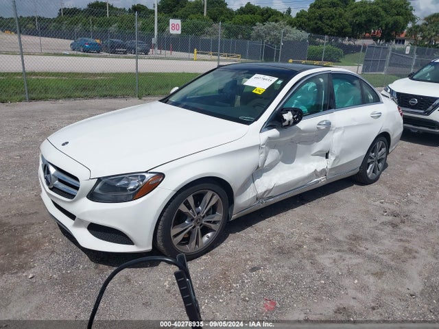 WDDWF4JB6JR397877 Mercedes-Benz C 300