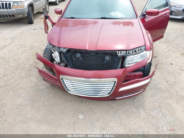 2C3CCAAG4EH206242 Chrysler 300