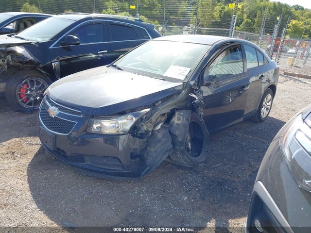 Chevrolet Cruze Ls Auto 2014 1G1PA5SH7E7191712 Image 2