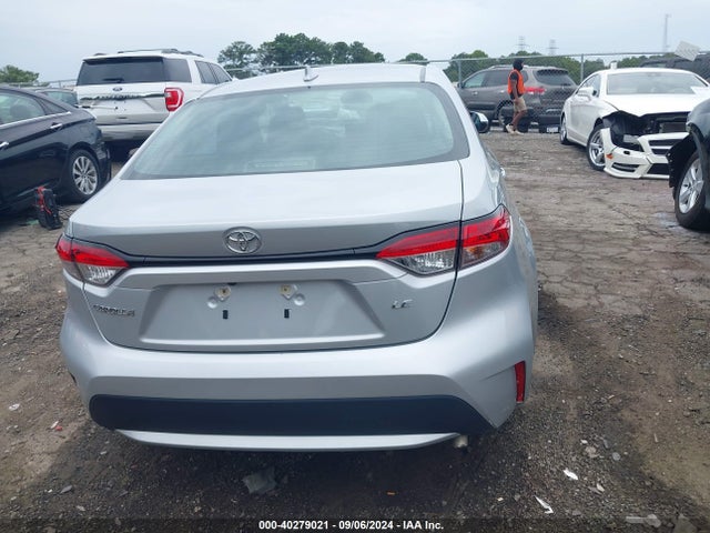 Toyota COROLLA LE 2022 5YFEPMAE6NP309262 Image 16