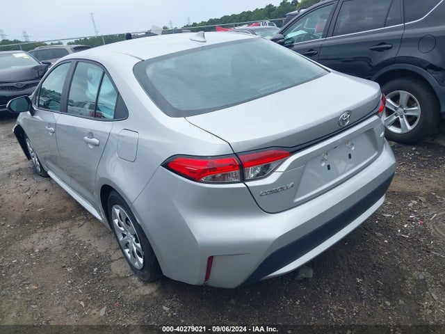 Toyota COROLLA LE 2022 5YFEPMAE6NP309262 Image 3