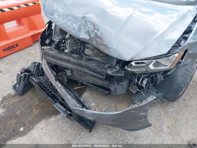1VWAT7A38HC015804 Volkswagen Passat 1.8t S
