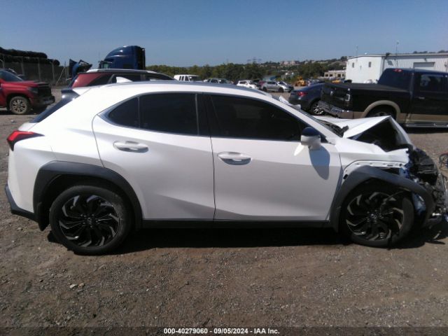 JTHX3JBH5L2029984 Lexus UX 200
