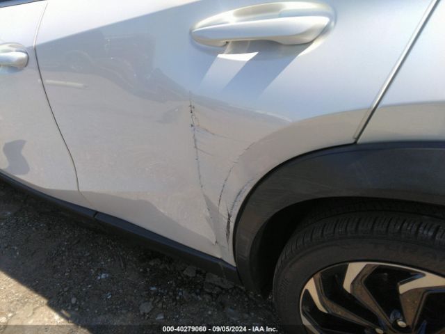 JTHX3JBH5L2029984 Lexus UX 200