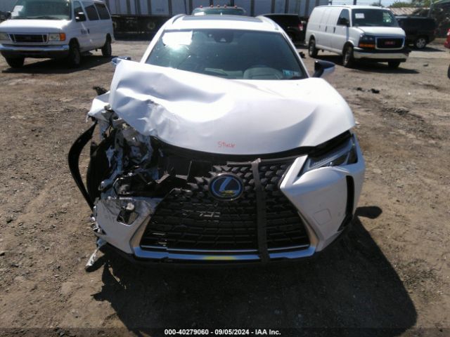 JTHX3JBH5L2029984 Lexus UX 200