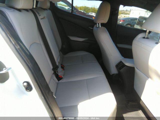 JTHX3JBH5L2029984 Lexus UX 200