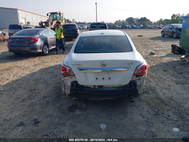 Nissan Altima 2.5 S 2015 1N4AL3AP7FC431442 Image 17