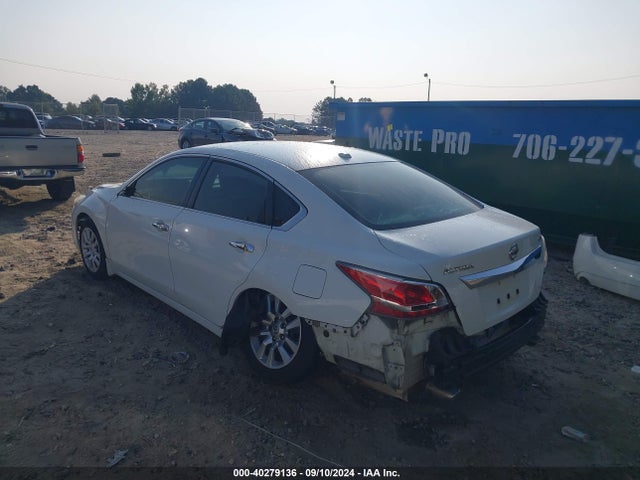 Nissan Altima 2.5 S 2015 1N4AL3AP7FC431442 Image 3