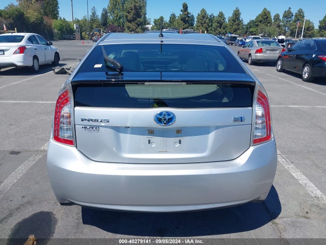 Toyota Prius Two 2015 JTDKN3DU1F1908310 Image 15