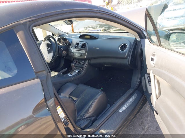 2011 MITSUBISHI ECLIPSE 4A31K5DF1BE006936 Photo 4